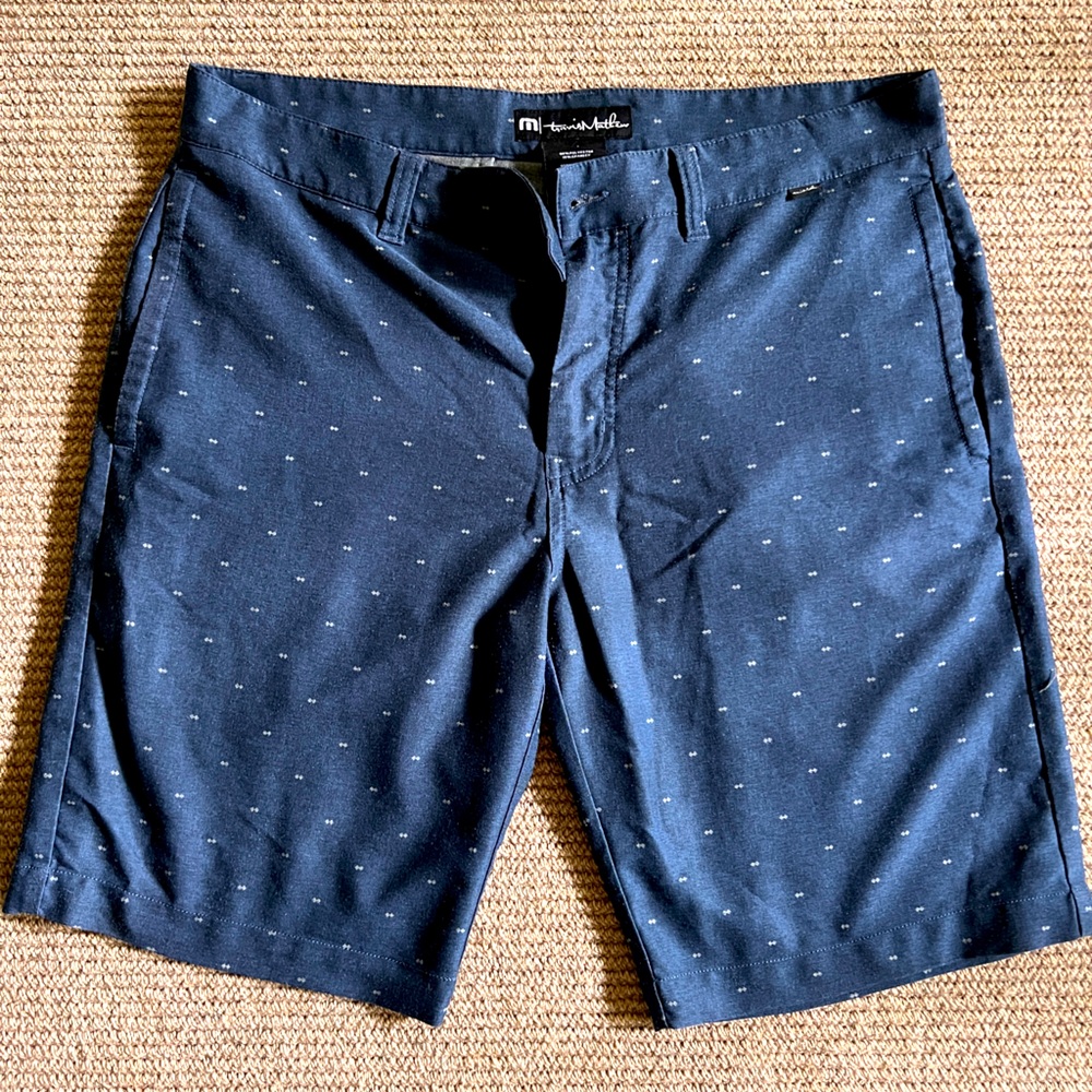 Travis Mathew golf shorts